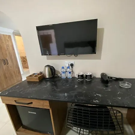 فندق Ender Elite Hotel نيقوسيا